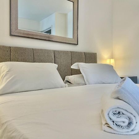 Strawberry Line, Flat 2 Apartment Wells Ngoại thất bức ảnh