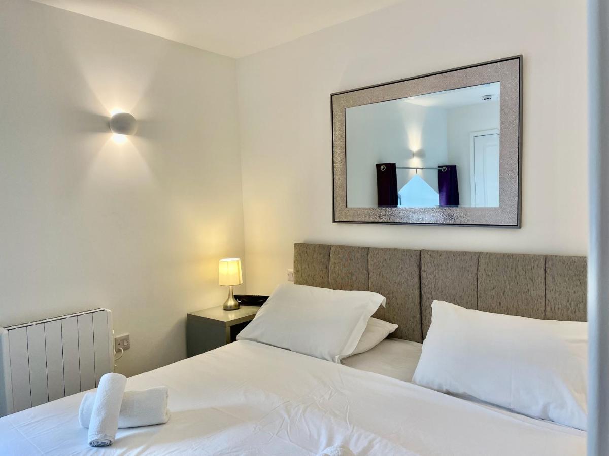 Strawberry Line, Flat 2 Apartment Wells Ngoại thất bức ảnh